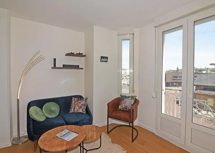 L'ango Triplex Vue Port Апартаменты *